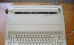 Predám Elektronický písací stroj Optima SP 50 – fotka 3